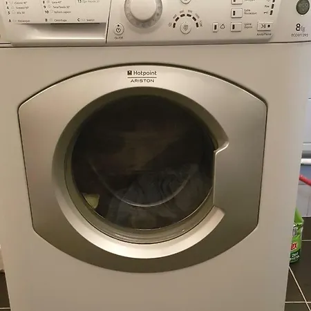 ゲストハウス Top Center - Very Comfortable Private ソフィア