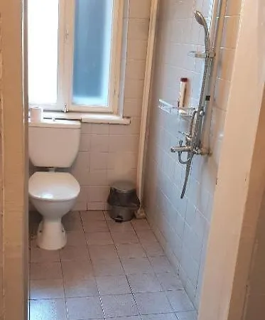 Top Center - Very Comfortable Private